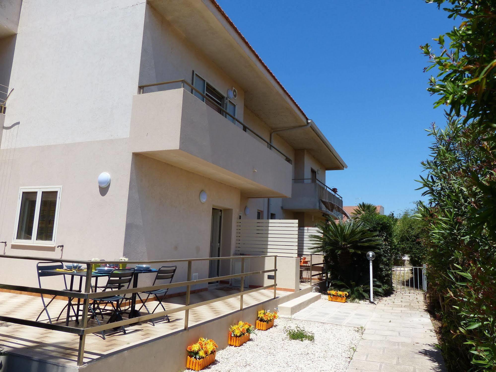 Siciliacasevacanze - Villa Venere Marina di Ragusa Buitenkant foto